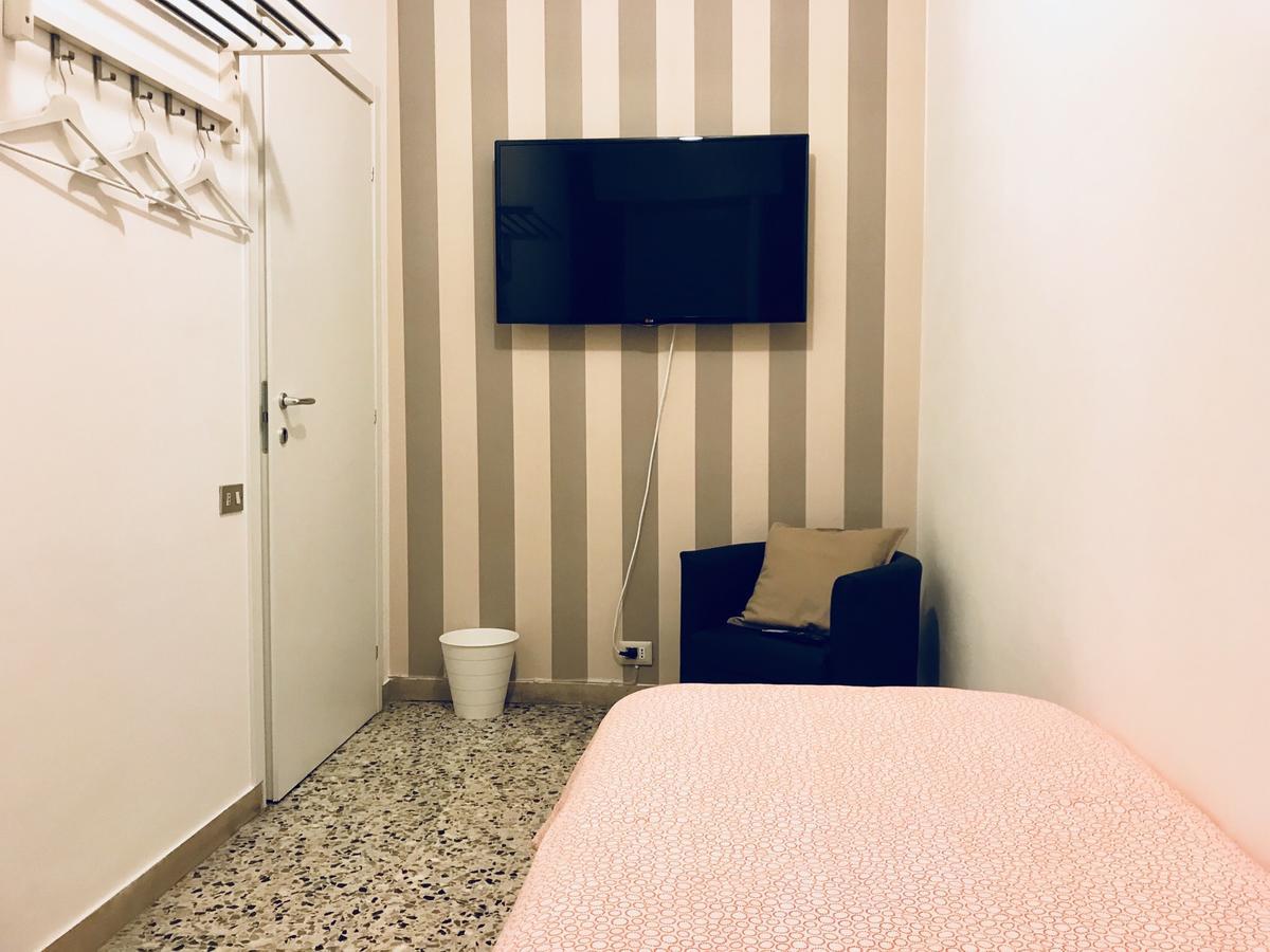 Hotel Simoni 10 Verona Exterior foto